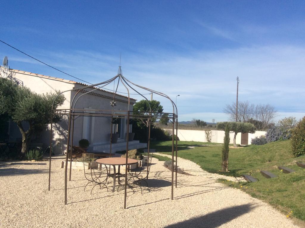 Maison D'Hotes "Les Vignes" Châteauneuf-du-Pape Exterior foto